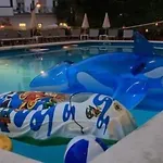 Mona Lisa Hotel 3*