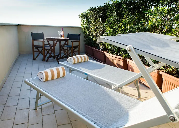 Mona Lisa 3* Cattolica