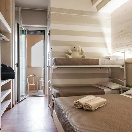 Hotel Mona Lisa 3*