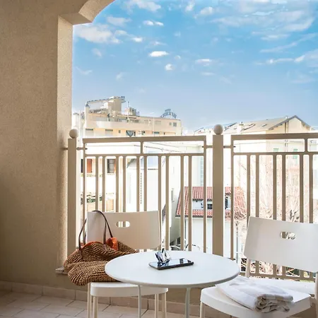 Mona Lisa Hotel 3*