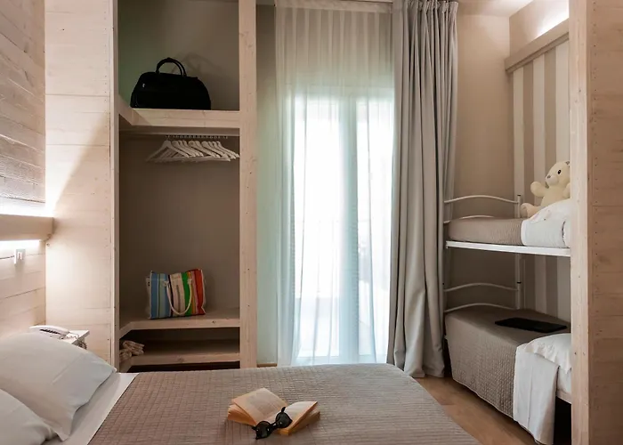 Mona Lisa 3* Cattolica